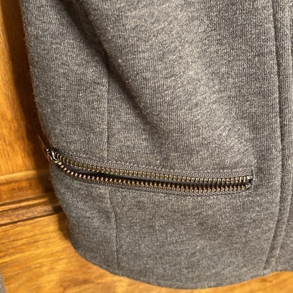 Athleta Belvedere gray quilted zip up Moto Jacket zipper sleeves Women’s Sz S - Picture 5 of 10